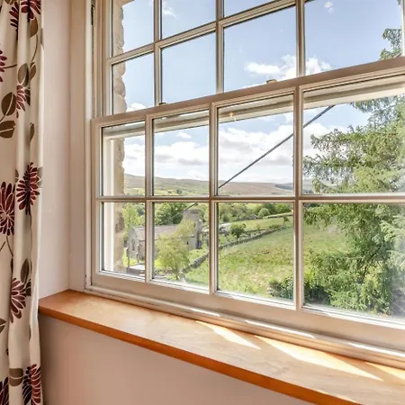 4 Bed In Horsehouse Oc-c32282 Holiday home *
