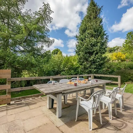 4 Bed In Horsehouse Oc-c32282