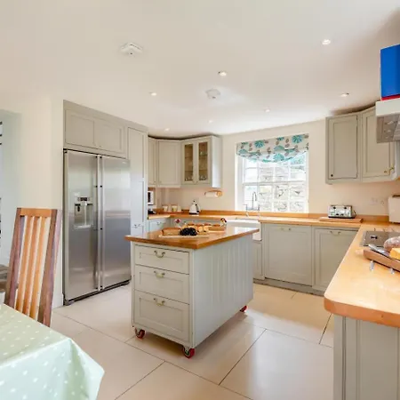 4 Bed In Horsehouse Oc-c32282 Gammersgill